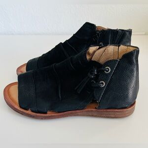 Miz Mooz Black Sandals with Suede Straps and Adjustable Fit